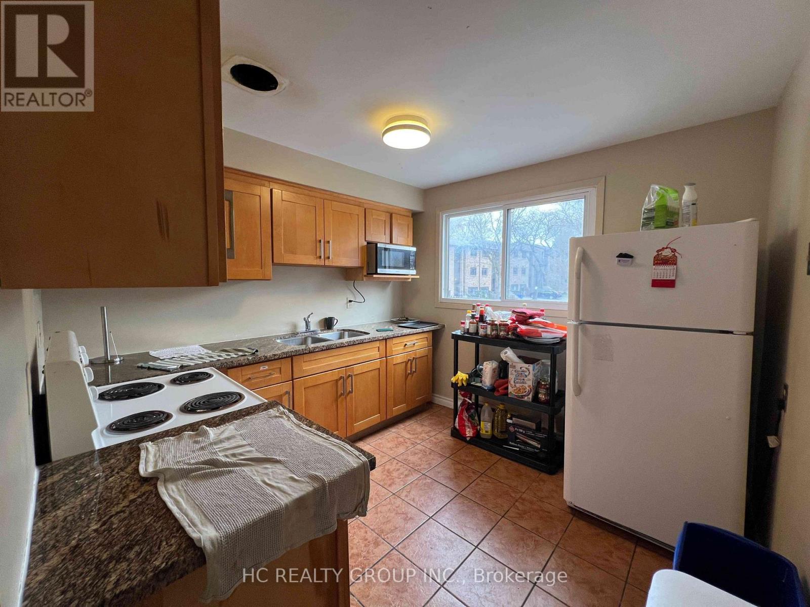 26 - 40 Summit Avenue, London North, Ontario  N6H 4S3 - Photo 2 - X13643140
