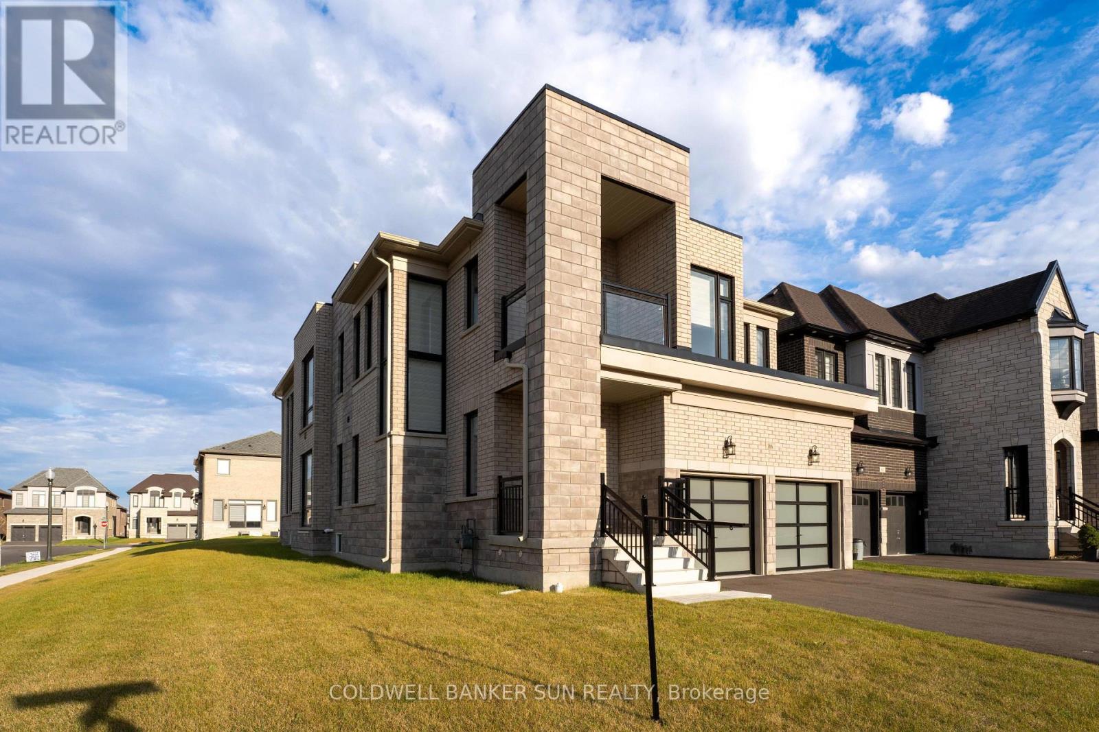 166 Prince Charles Crescent, Woodstock, Ontario  N4T 0N1 - Photo 3 - X13643148