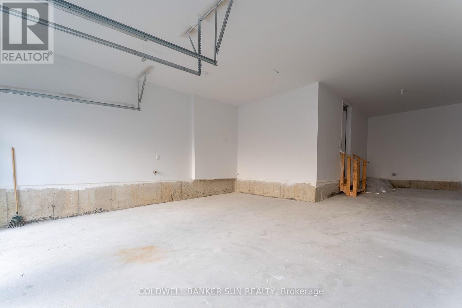 166 Prince Charles Crescent, Woodstock, Ontario  N4T 0N1 - Photo 35 - X13643148
