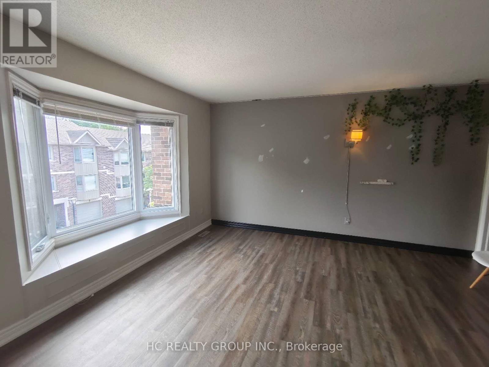 1 - 1548 Richmond Street, London North, Ontario  N6G 4W7 - Photo 4 - X13643154