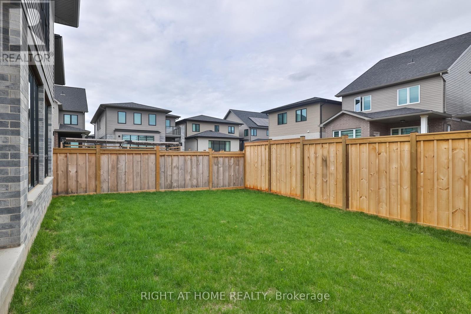 8 Ryder Avenue, Guelph, Ontario  N1G 0H3 - Photo 44 - X13643258