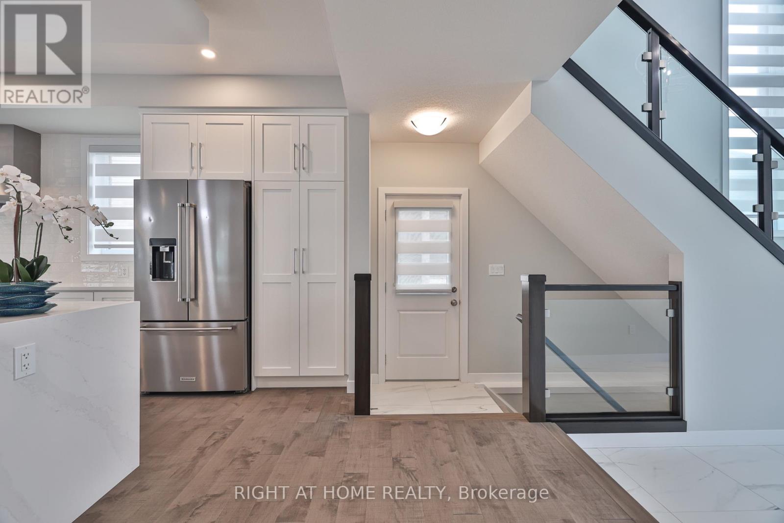 8 Ryder Avenue, Guelph, Ontario  N1G 0H3 - Photo 5 - X13643258