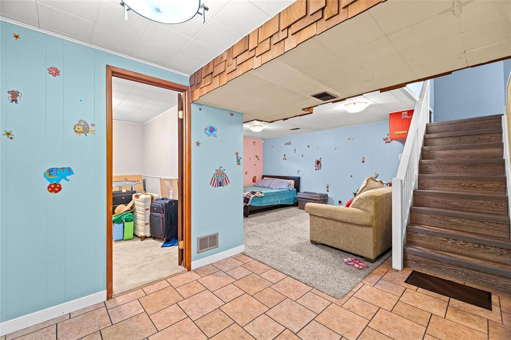 2 Byron Bay, Winnipeg, Manitoba  R3K 0R7 - Photo 25 - 202619546