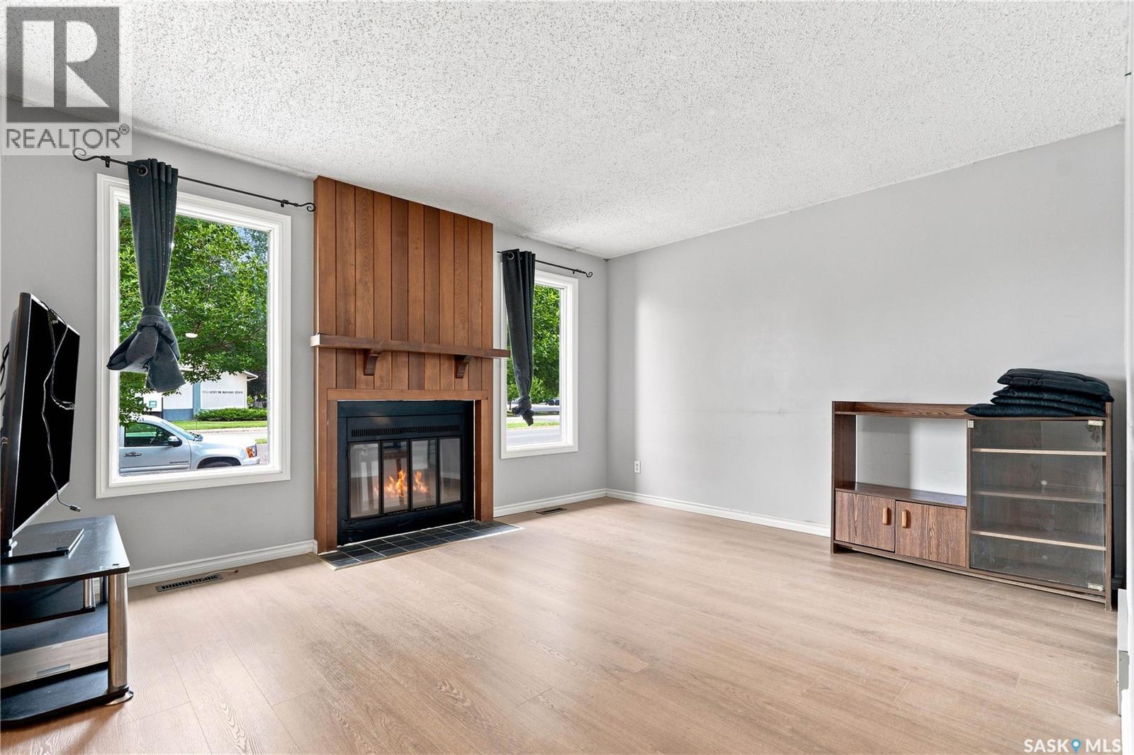 1718 Mckercher Drive, Saskatoon, Saskatchewan  S7H 5E2 - Photo 4 - SK044660