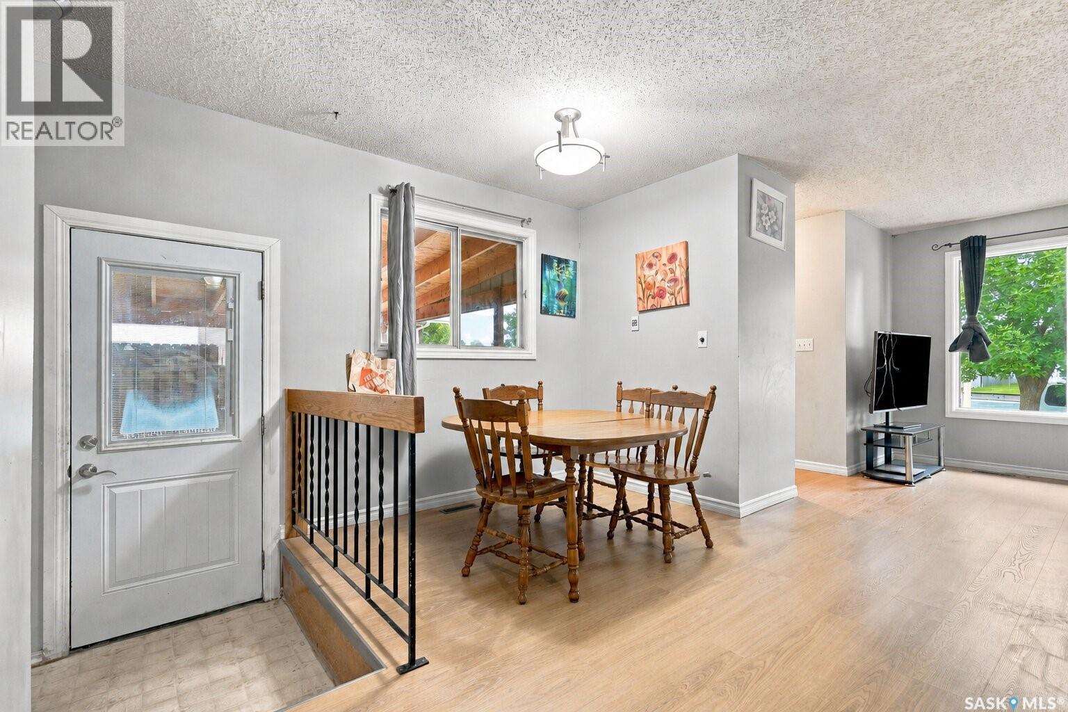 1718 Mckercher Drive, Saskatoon, Saskatchewan  S7H 5E2 - Photo 7 - SK044660
