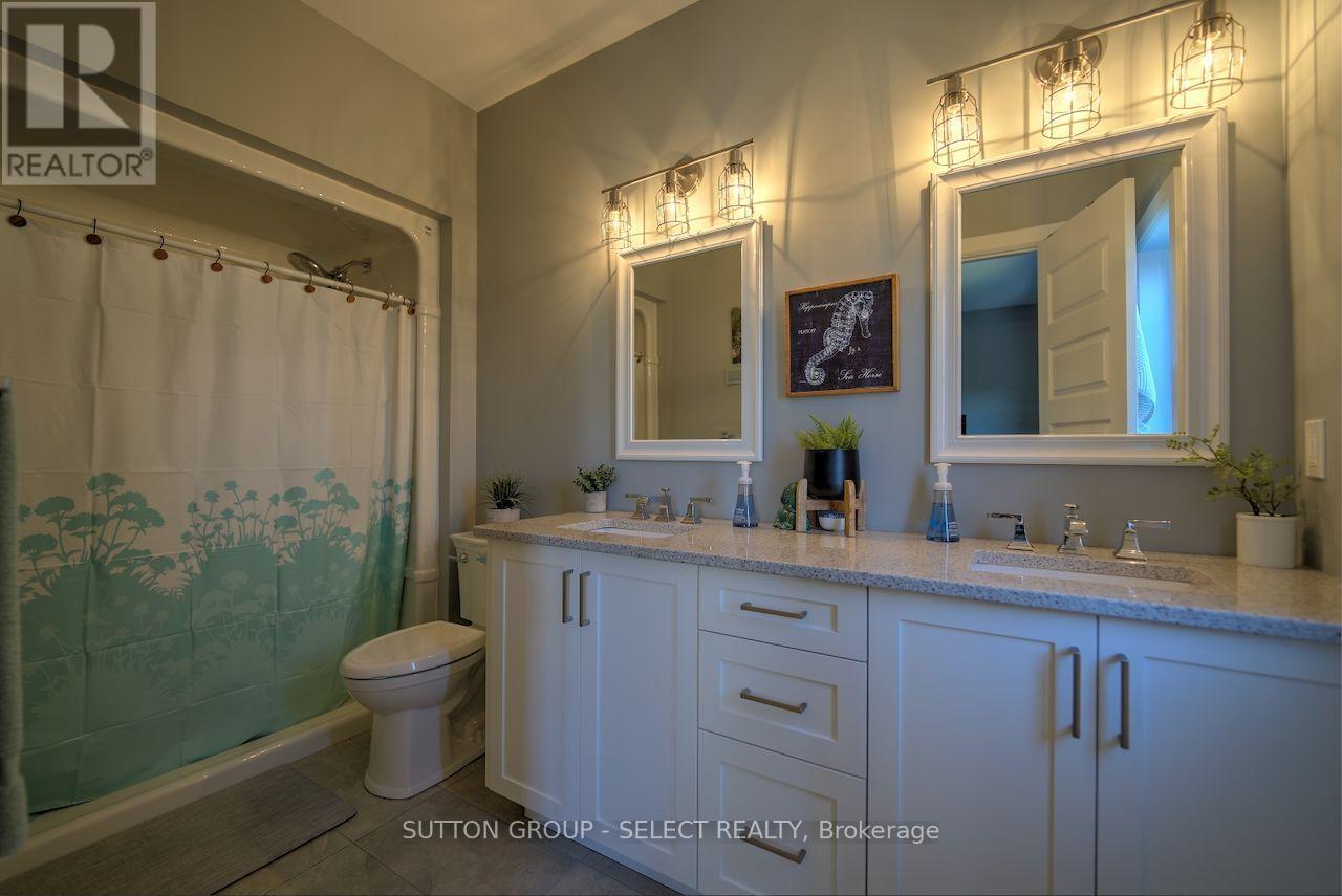 4 Brooklawn Drive, Lambton Shores, Ontario  N0M 1T0 - Photo 34 - X13642128