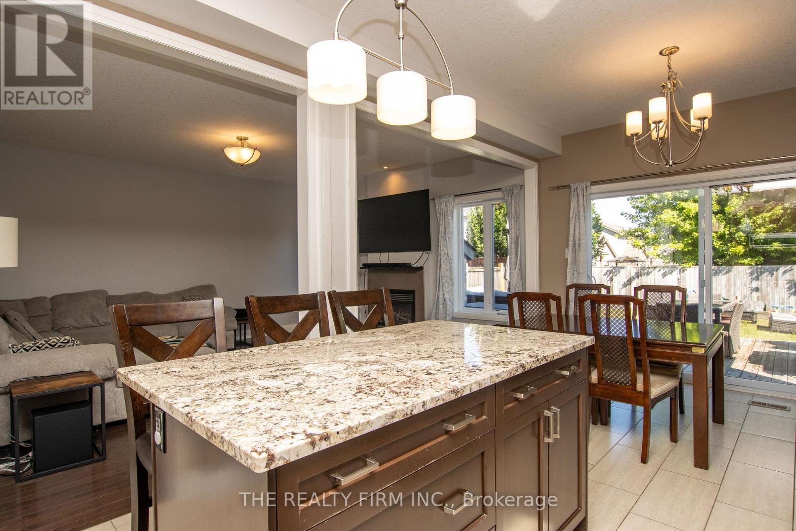 974 Bluegrass Drive, London North, Ontario  N6H 0C9 - Photo 14 - X13643280