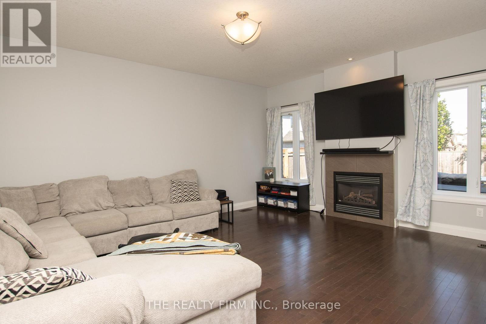974 Bluegrass Drive, London North, Ontario  N6H 0C9 - Photo 16 - X13643280
