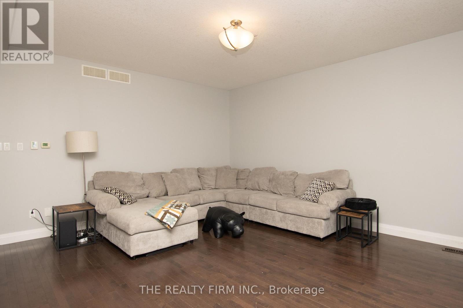 974 Bluegrass Drive, London North, Ontario  N6H 0C9 - Photo 17 - X13643280