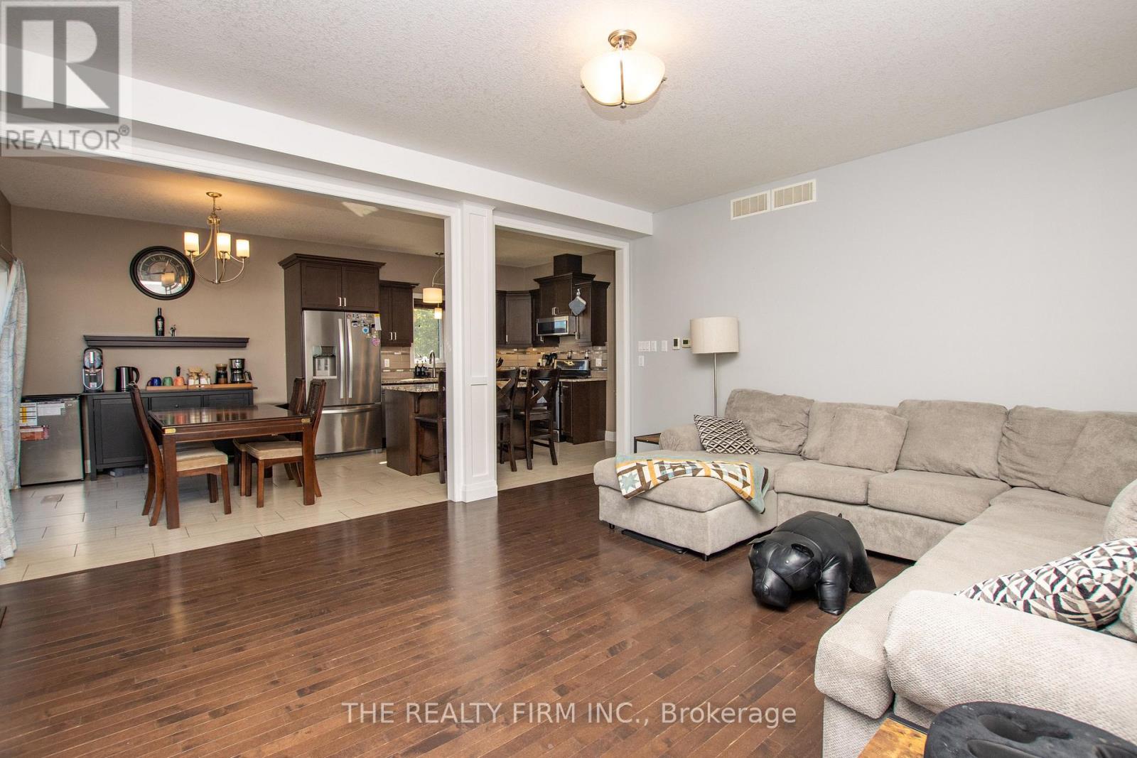 974 Bluegrass Drive, London North, Ontario  N6H 0C9 - Photo 18 - X13643280