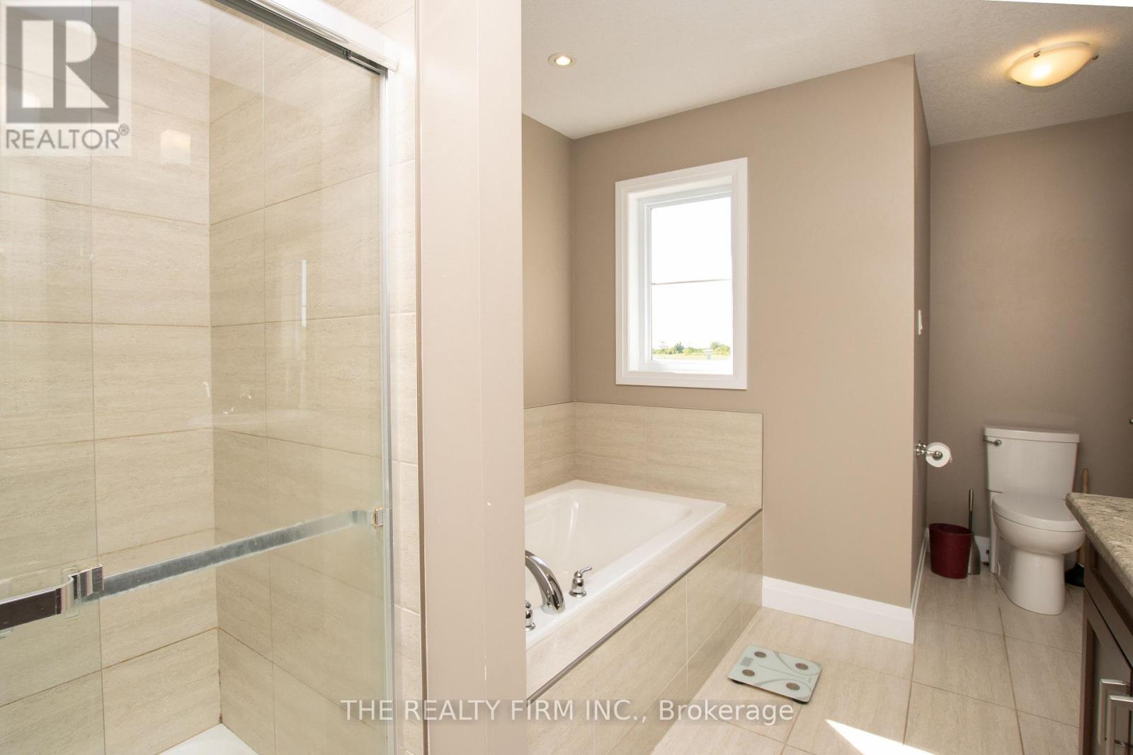 974 Bluegrass Drive, London North, Ontario  N6H 0C9 - Photo 28 - X13643280