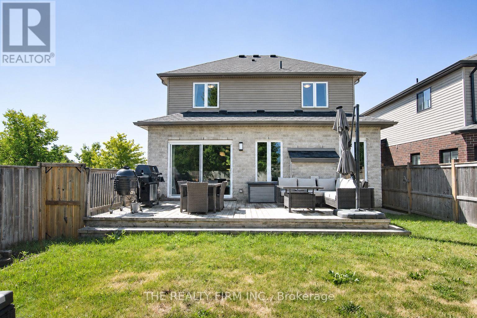 974 Bluegrass Drive, London North, Ontario  N6H 0C9 - Photo 35 - X13643280