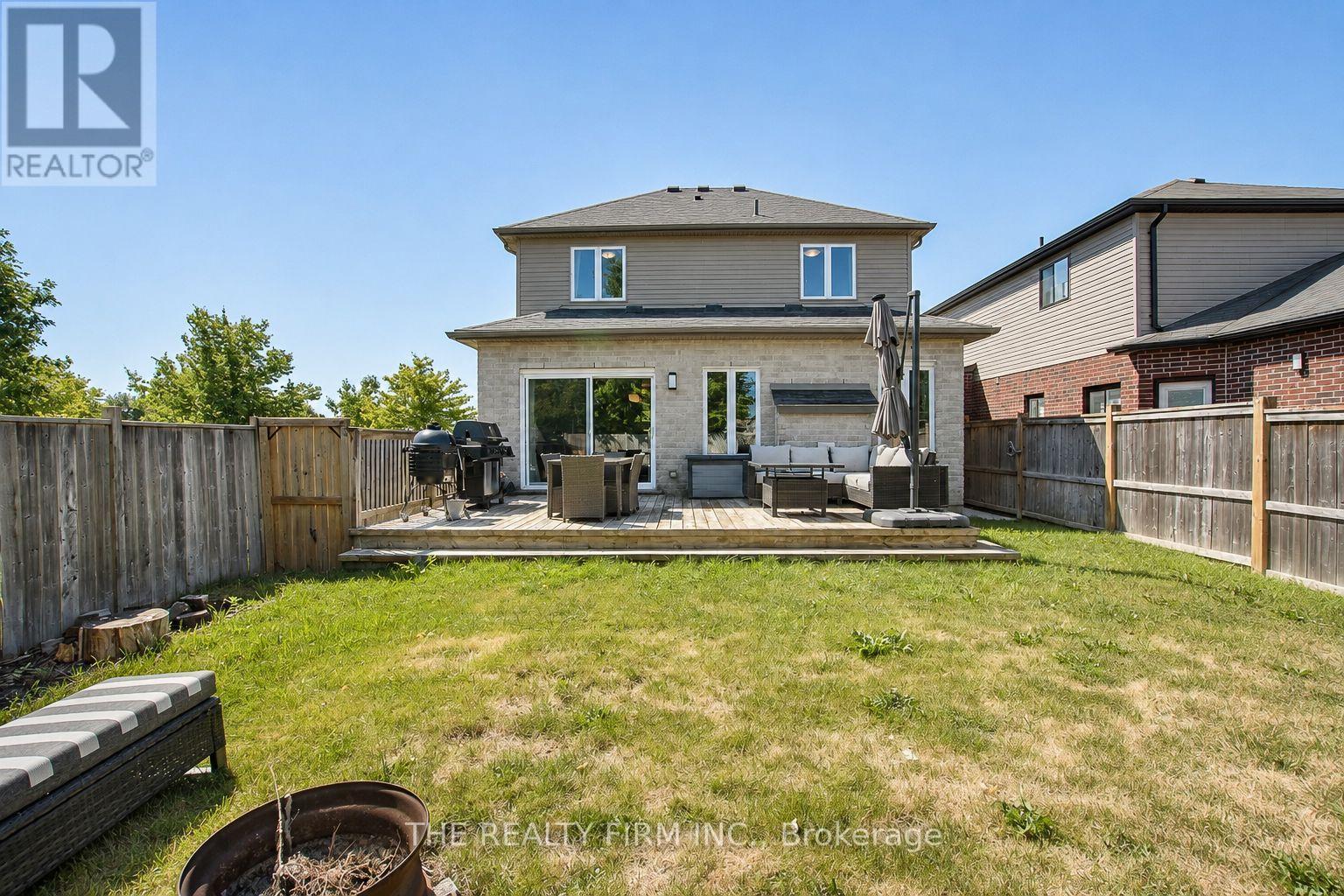 974 Bluegrass Drive, London North, Ontario  N6H 0C9 - Photo 36 - X13643280