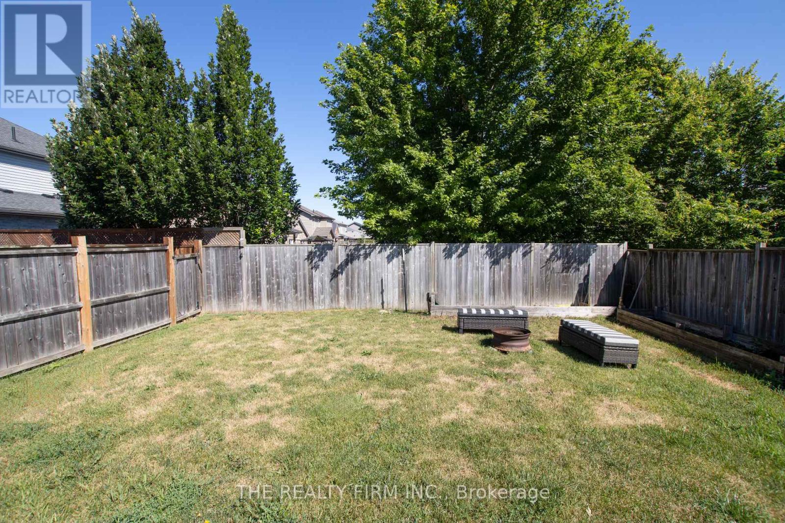 974 Bluegrass Drive, London North, Ontario  N6H 0C9 - Photo 38 - X13643280
