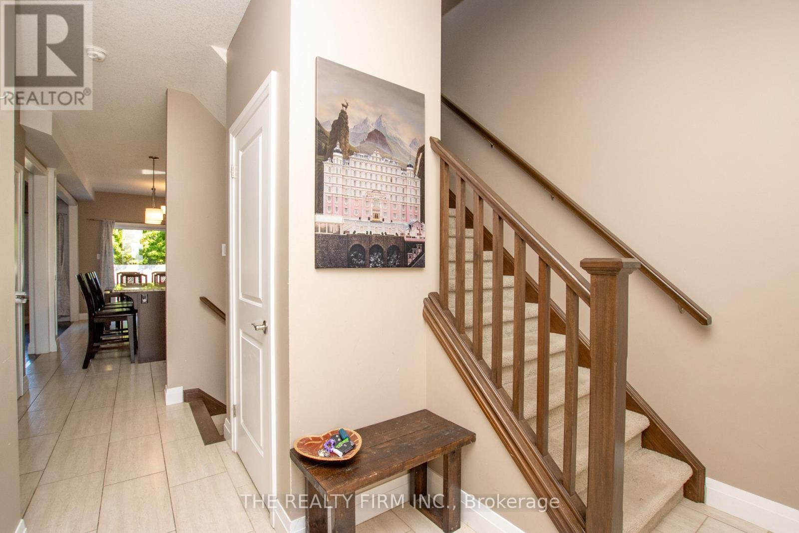 974 Bluegrass Drive, London North, Ontario  N6H 0C9 - Photo 6 - X13643280