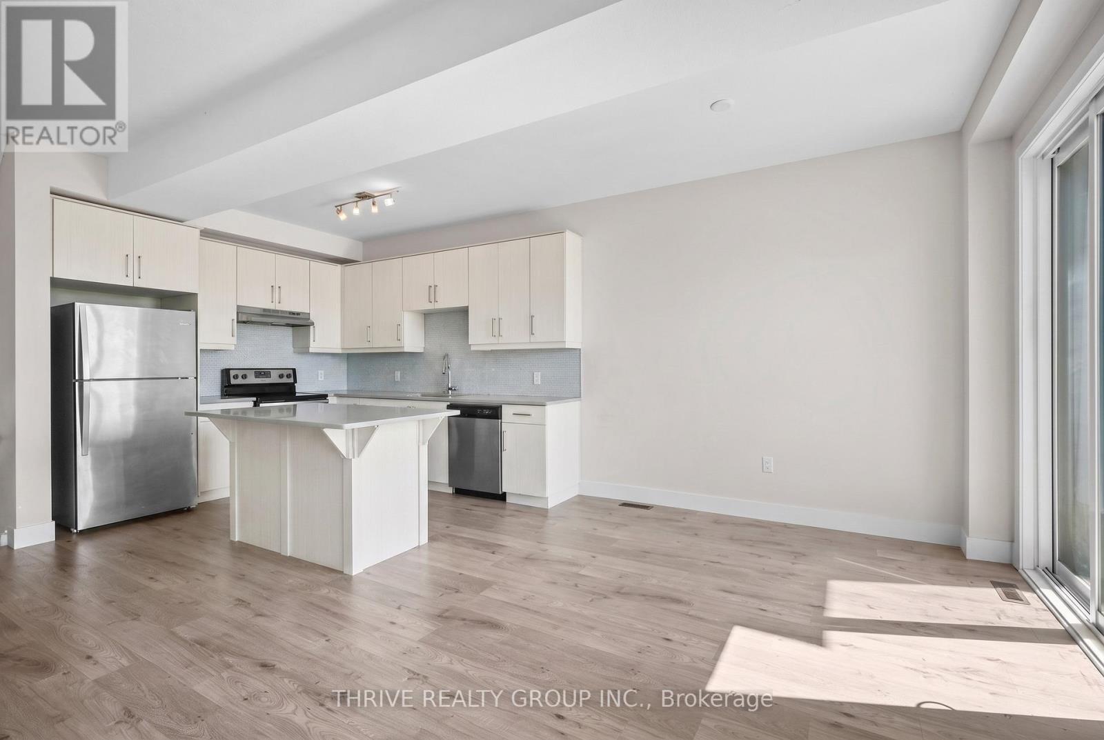 981 West Village Square, London North, Ontario  N6H 0J7 - Photo 16 - X13643326