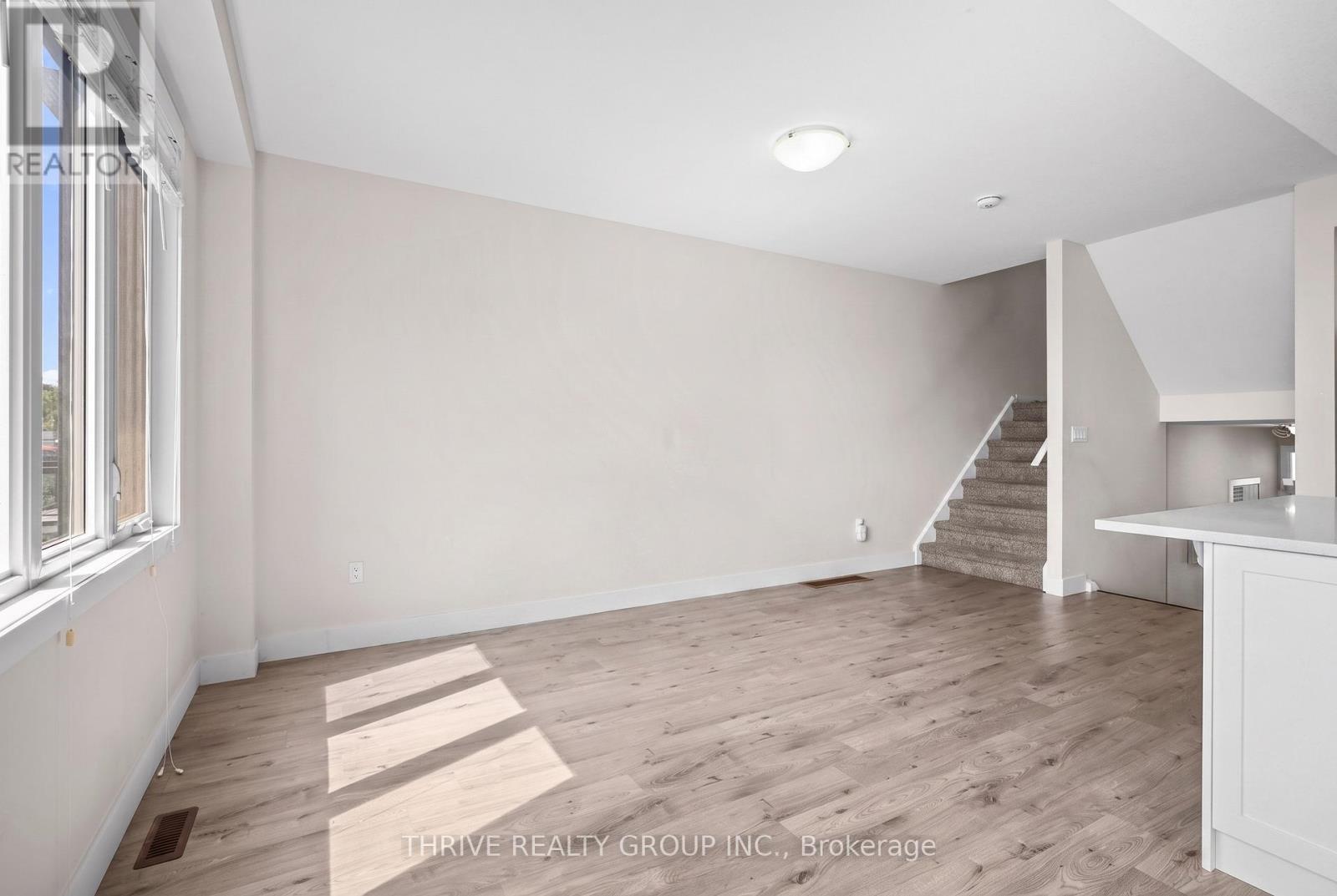 981 West Village Square, London North, Ontario  N6H 0J7 - Photo 19 - X13643326