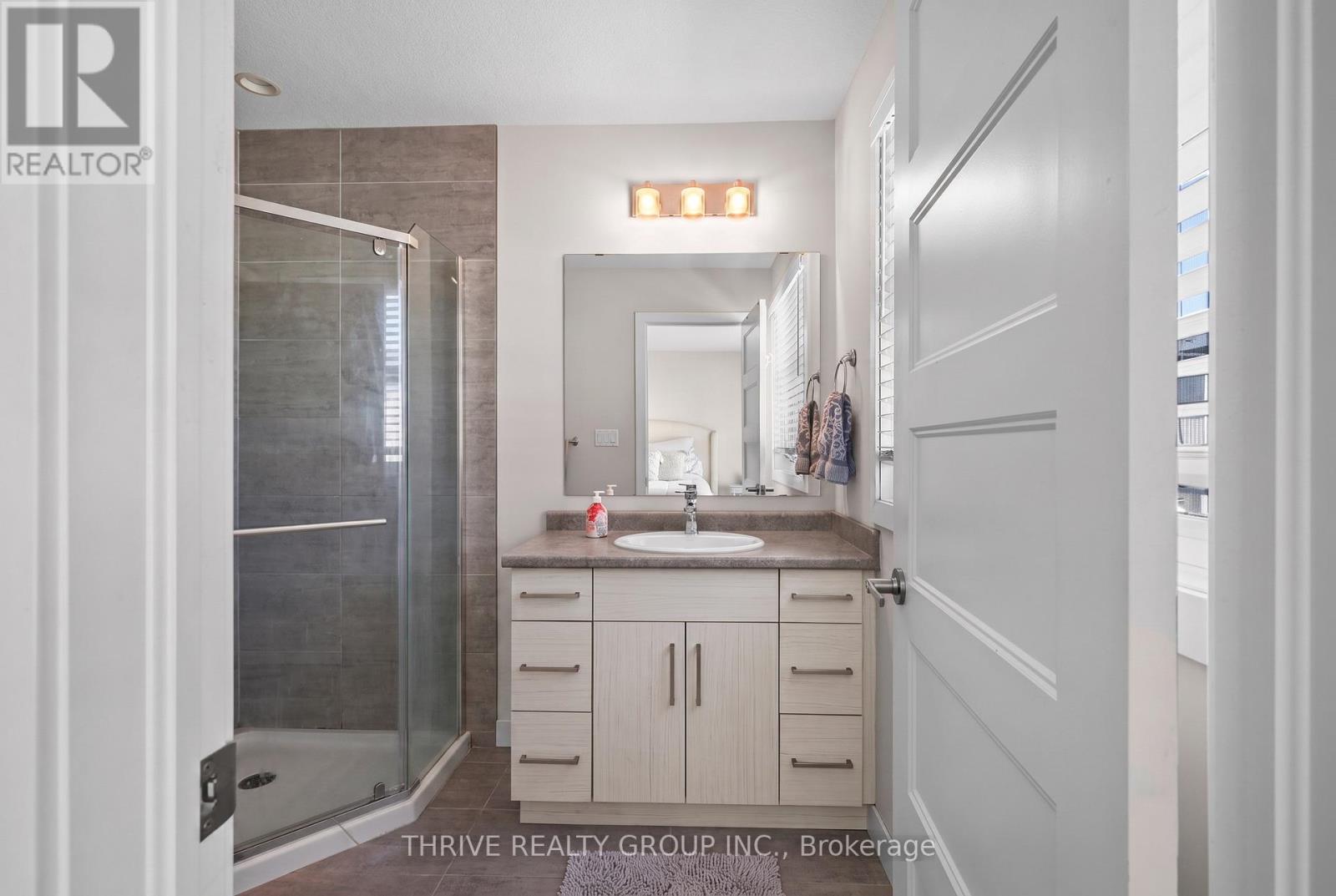 981 West Village Square, London North, Ontario  N6H 0J7 - Photo 26 - X13643326