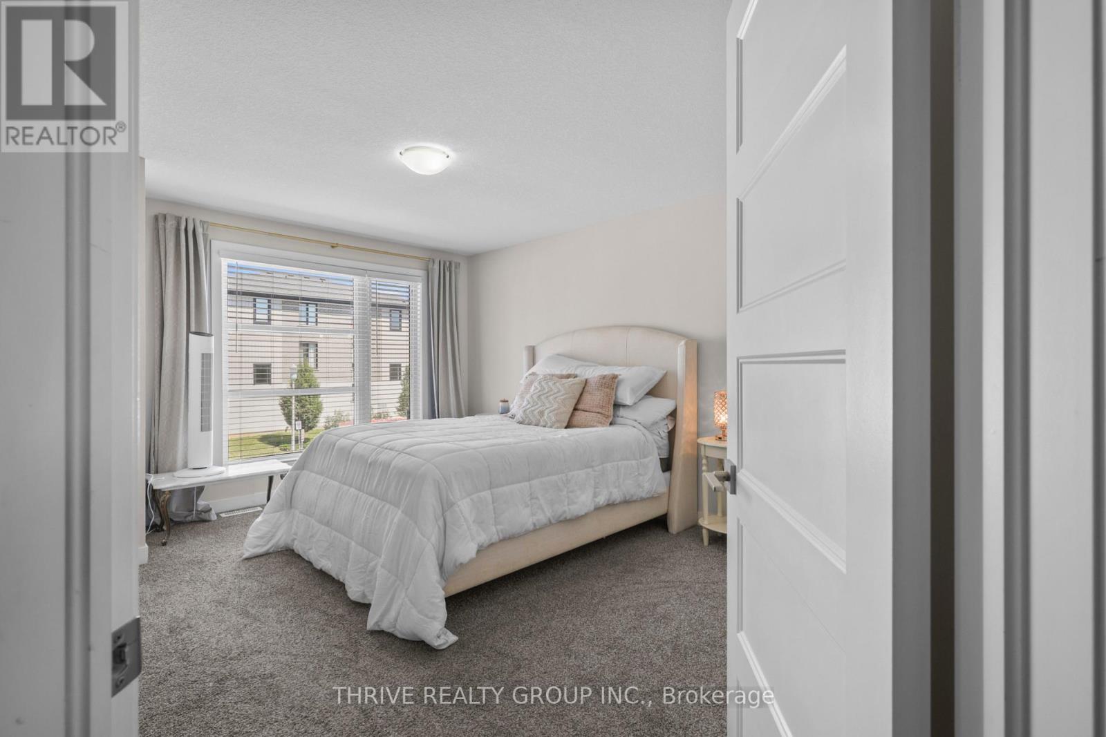 981 West Village Square, London North, Ontario  N6H 0J7 - Photo 27 - X13643326