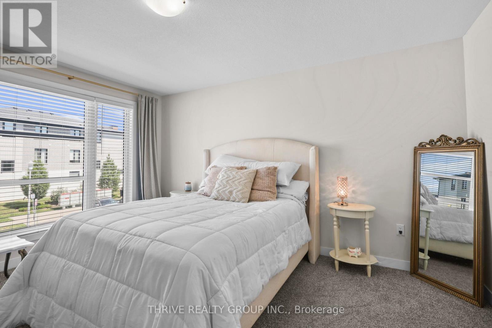 981 West Village Square, London North, Ontario  N6H 0J7 - Photo 29 - X13643326