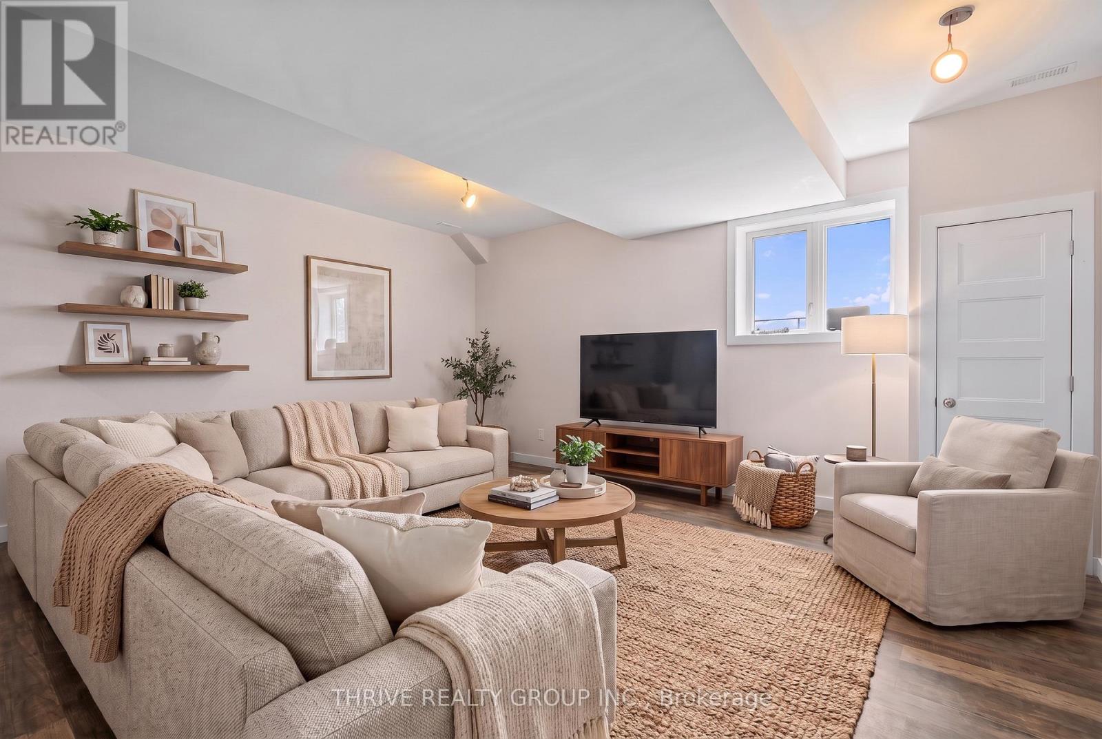 981 West Village Square, London North, Ontario  N6H 0J7 - Photo 33 - X13643326