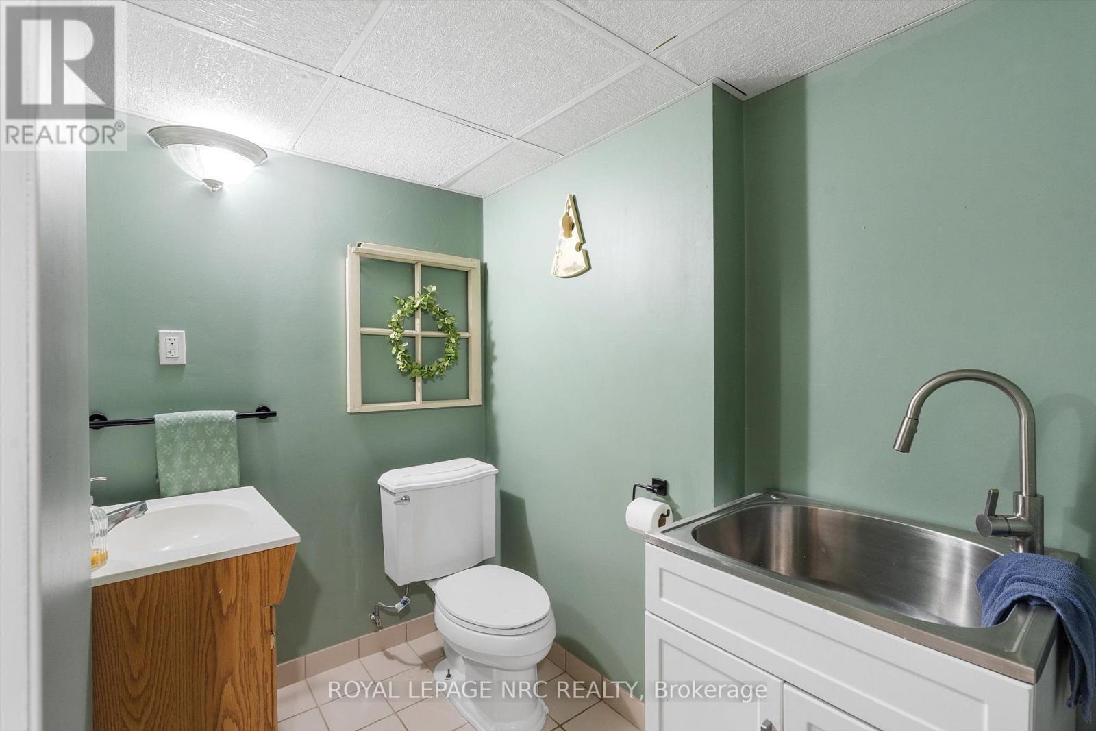 43 Howard Avenue, St. Catharines (Lakeport), Ontario L2N 3W8 - Photo 30 - X13643288