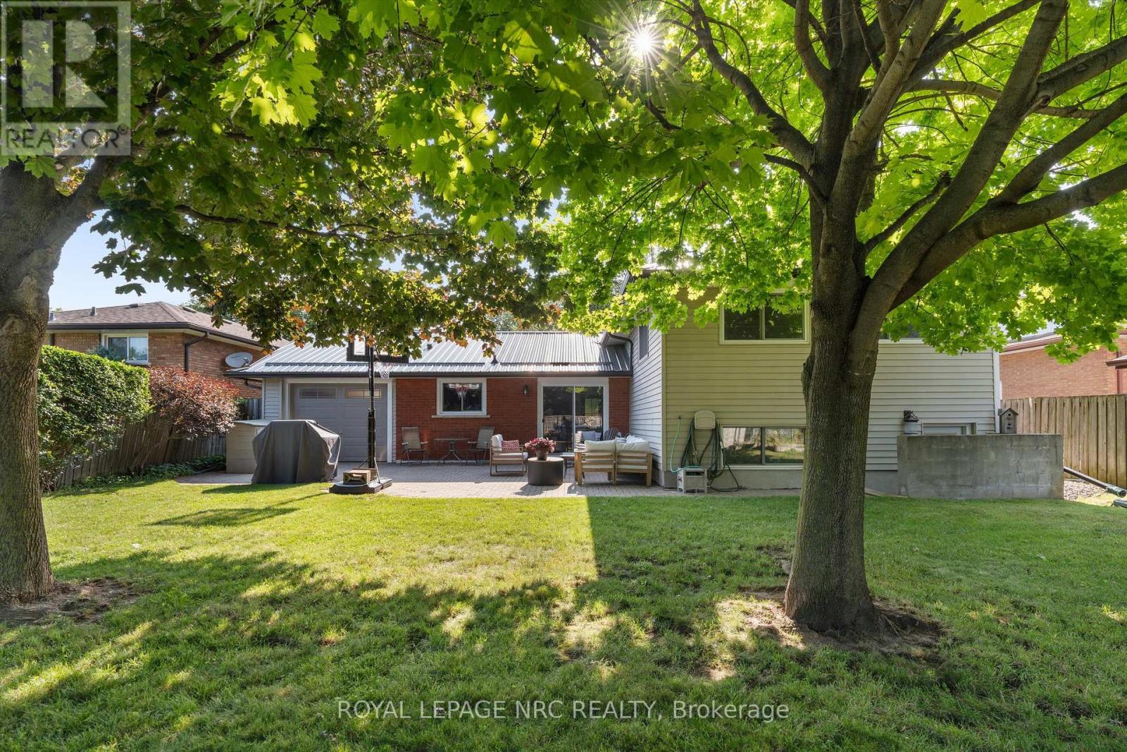 43 Howard Avenue, St. Catharines (Lakeport), Ontario L2N 3W8 - Photo 38 - X13643288