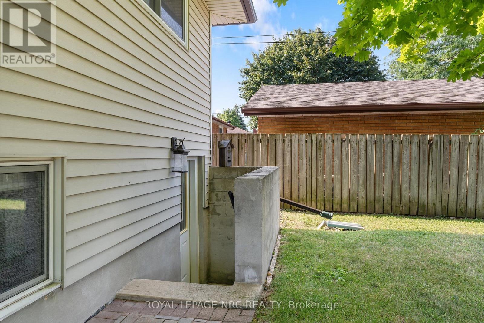 43 Howard Avenue, St. Catharines (Lakeport), Ontario L2N 3W8 - Photo 39 - X13643288