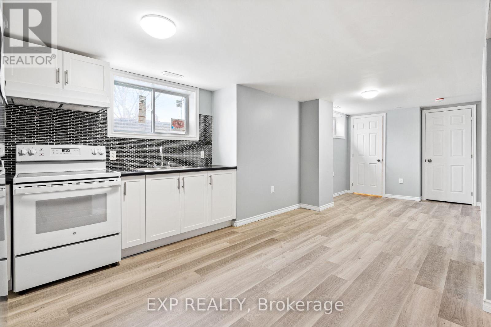 92 Margery Avenue, St. Catharines, Ontario  L2R 6K1 - Photo 8 - X13643316