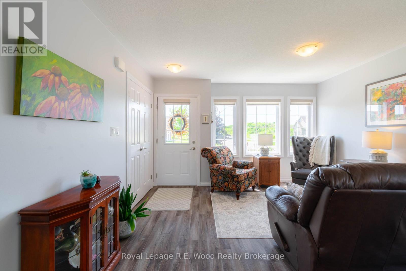 87 Irving Drive, Norwich, Ontario  N0J 1P0 - Photo 3 - X13643328