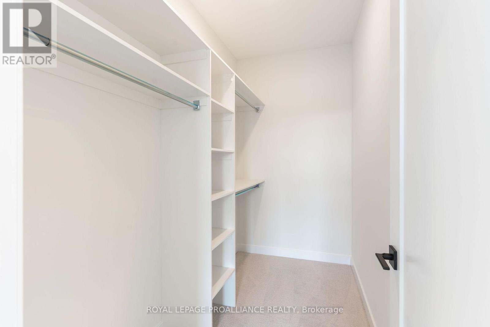 1076 Moore Street, Brockville, Ontario  K0E 0H2 - Photo 36 - X13643270