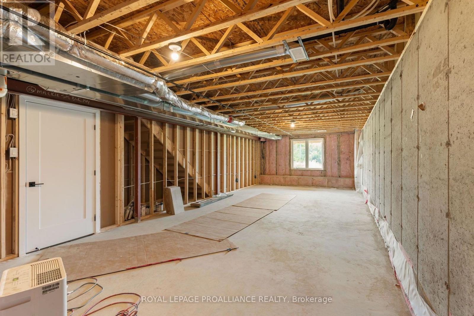 1076 Moore Street, Brockville, Ontario  K0E 0H2 - Photo 43 - X13643270