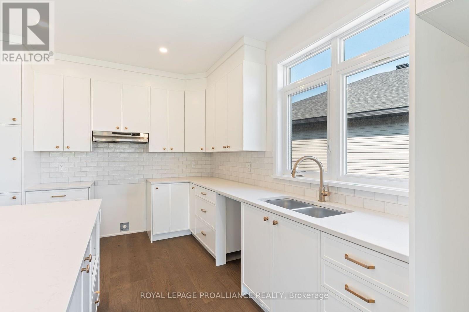 1054 Turner Drive, Brockville, Ontario  K6V 0G8 - Photo 16 - X13643272