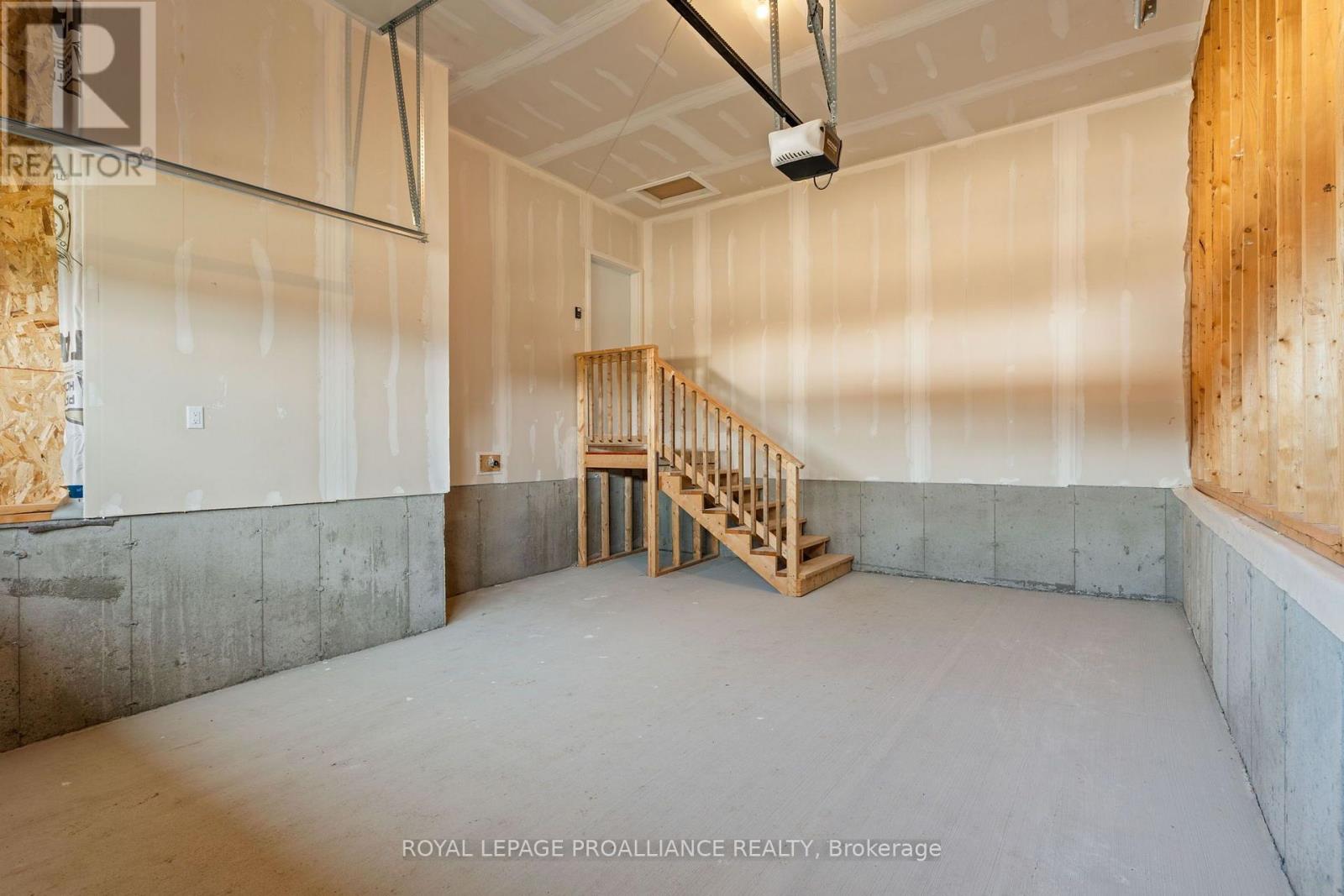 1054 Turner Drive, Brockville, Ontario  K6V 0G8 - Photo 4 - X13643272