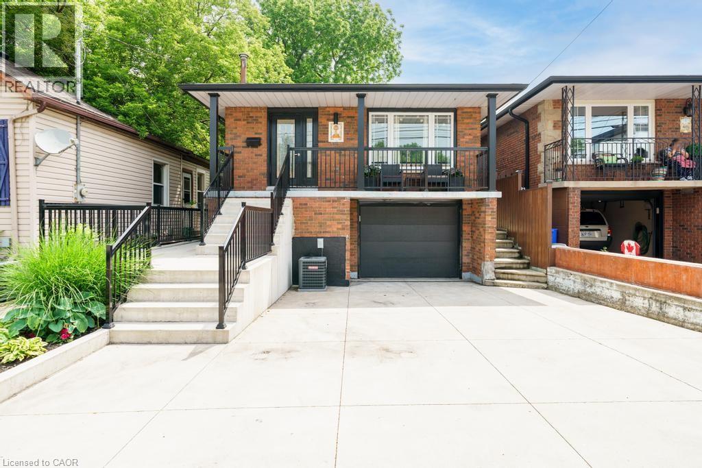 494 FERGUSON Avenue N, Hamilton, Ontario
