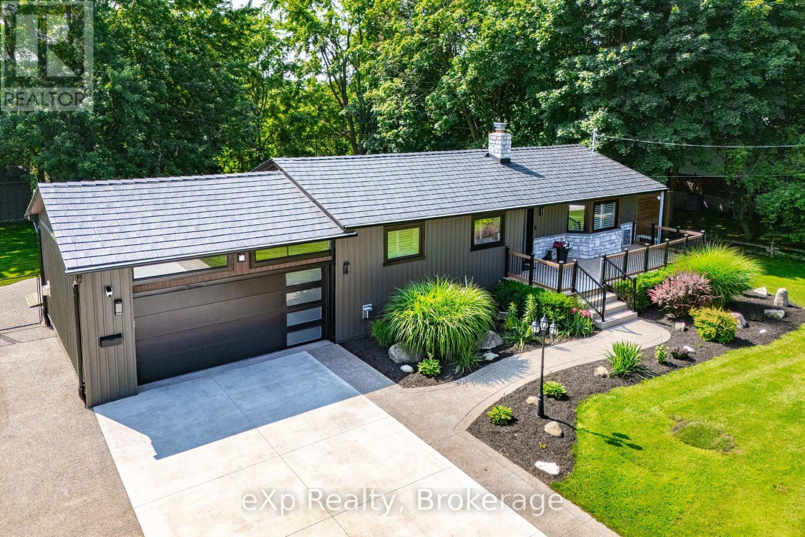836 BON ACCORD STREET, Centre Wellington, Ontario