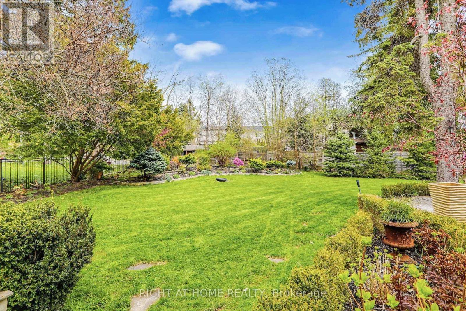 471 Country Club Crescent, Mississauga, Ontario  L5J 2P9 - Photo 47 - W13643244