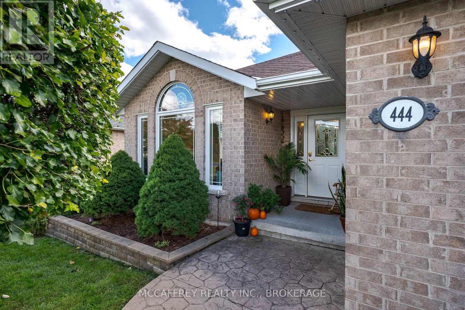 444 Bridge Street W, Greater Napanee, Ontario  K7R 3L1 - Photo 2 - X13643380