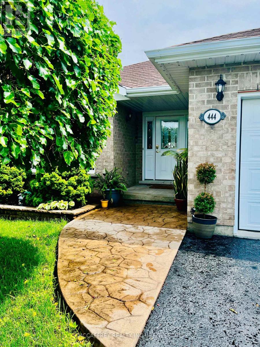444 Bridge Street W, Greater Napanee, Ontario  K7R 3L1 - Photo 3 - X13643380