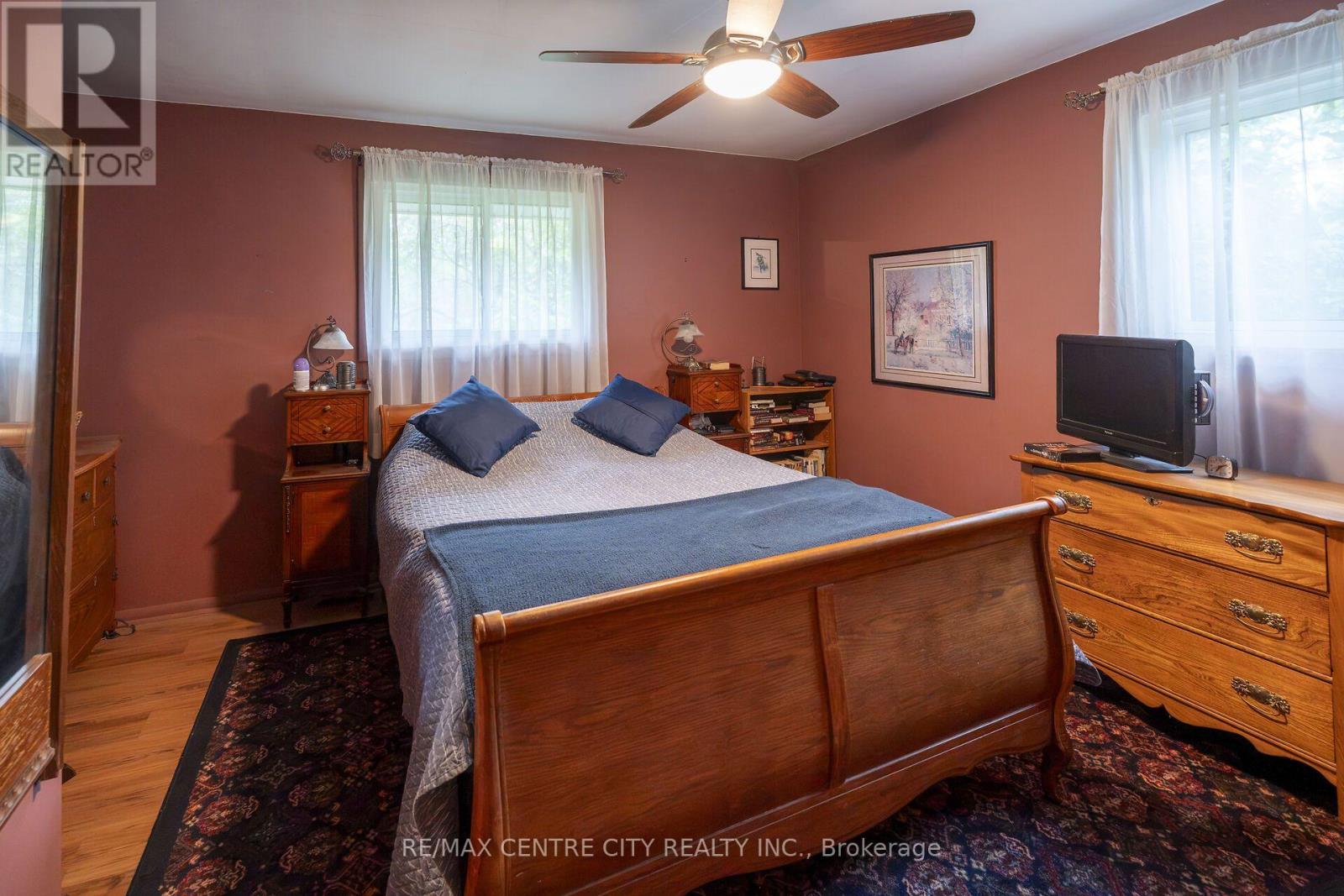23891 Sutherland Road, Strathroy-Caradoc, Ontario  N0L 1W0 - Photo 14 - X13643392