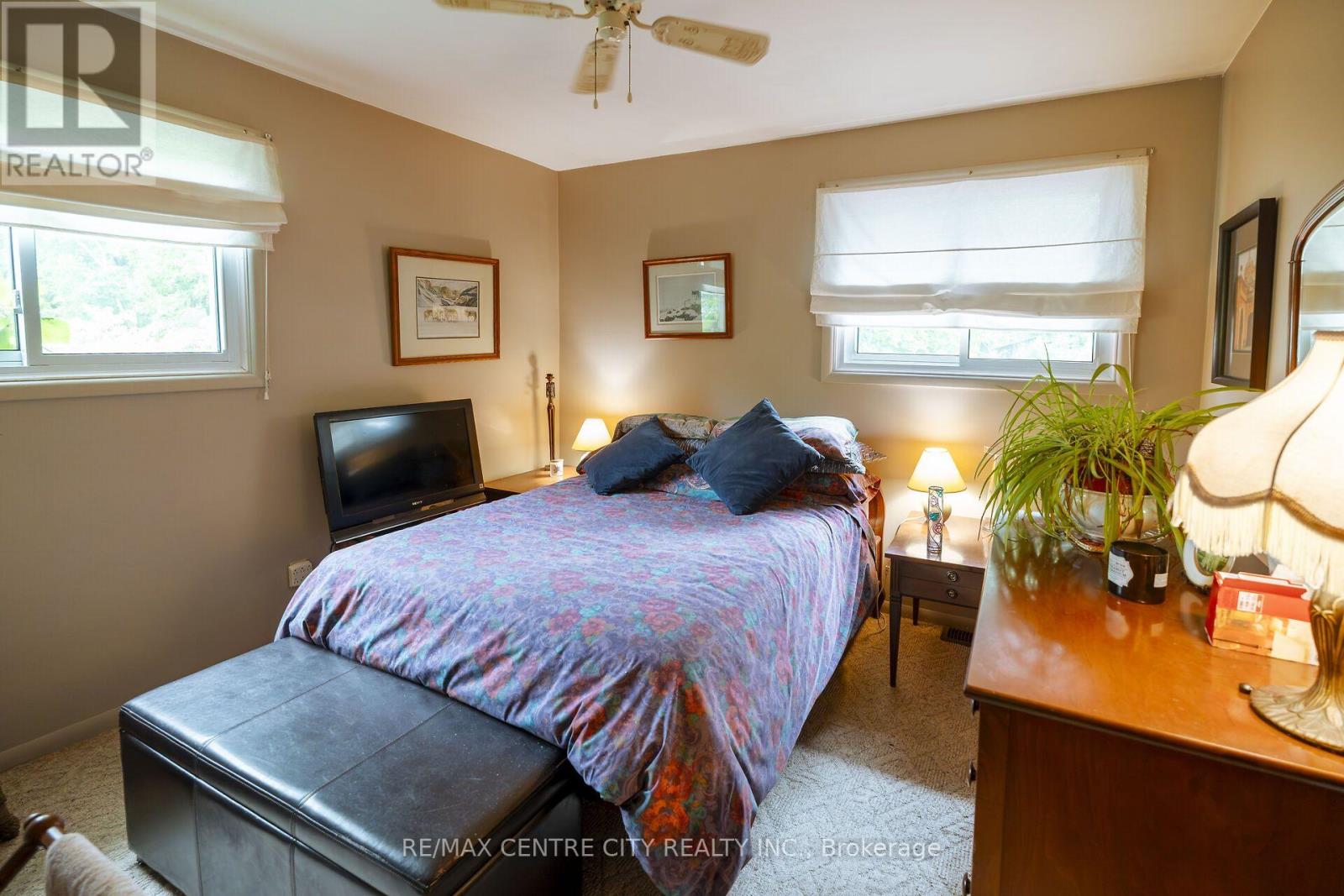 23891 Sutherland Road, Strathroy-Caradoc, Ontario  N0L 1W0 - Photo 17 - X13643392