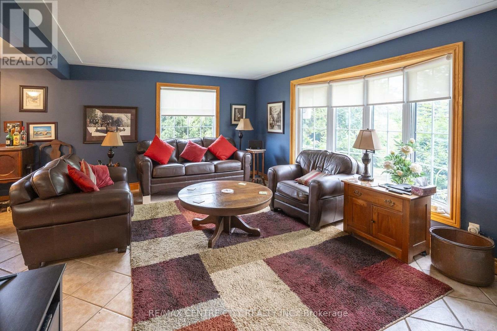 23891 Sutherland Road, Strathroy-Caradoc, Ontario  N0L 1W0 - Photo 6 - X13643392