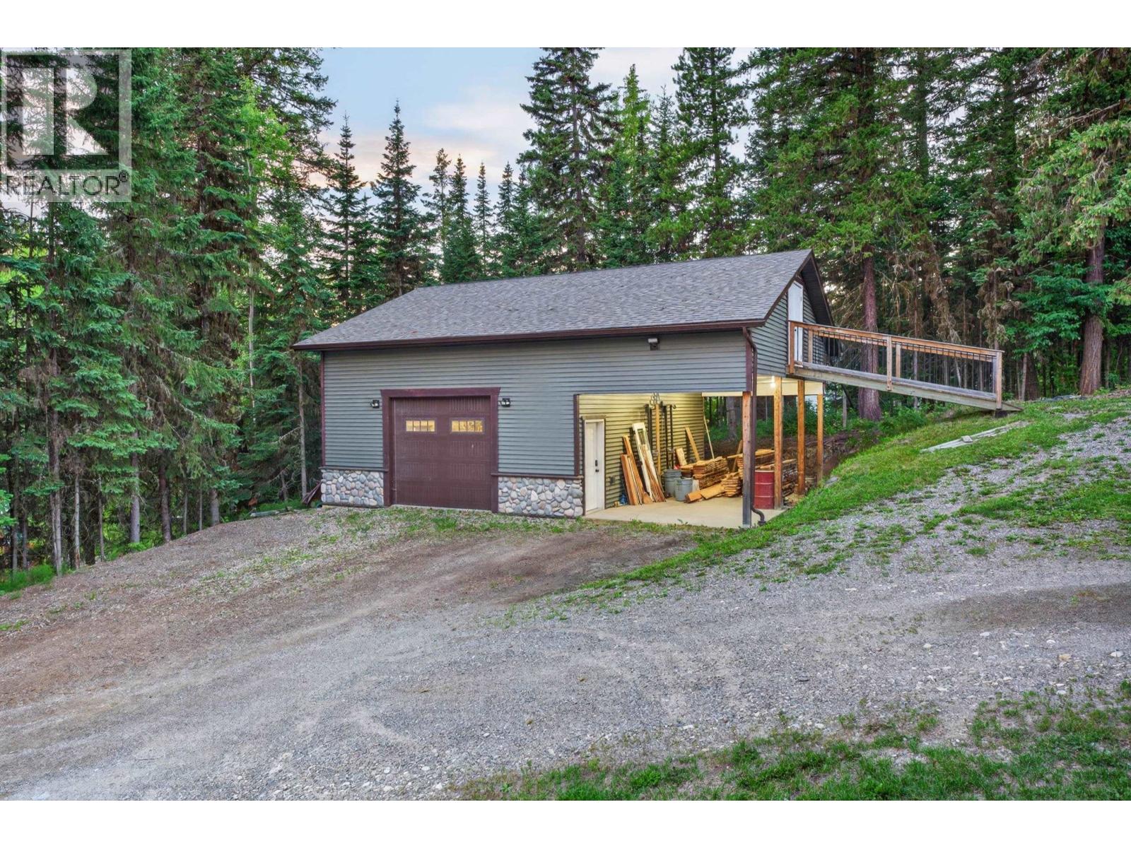 2077 Sommerville Road, Prince George, British Columbia  V2N 6T6 - Photo 4 - R3153276