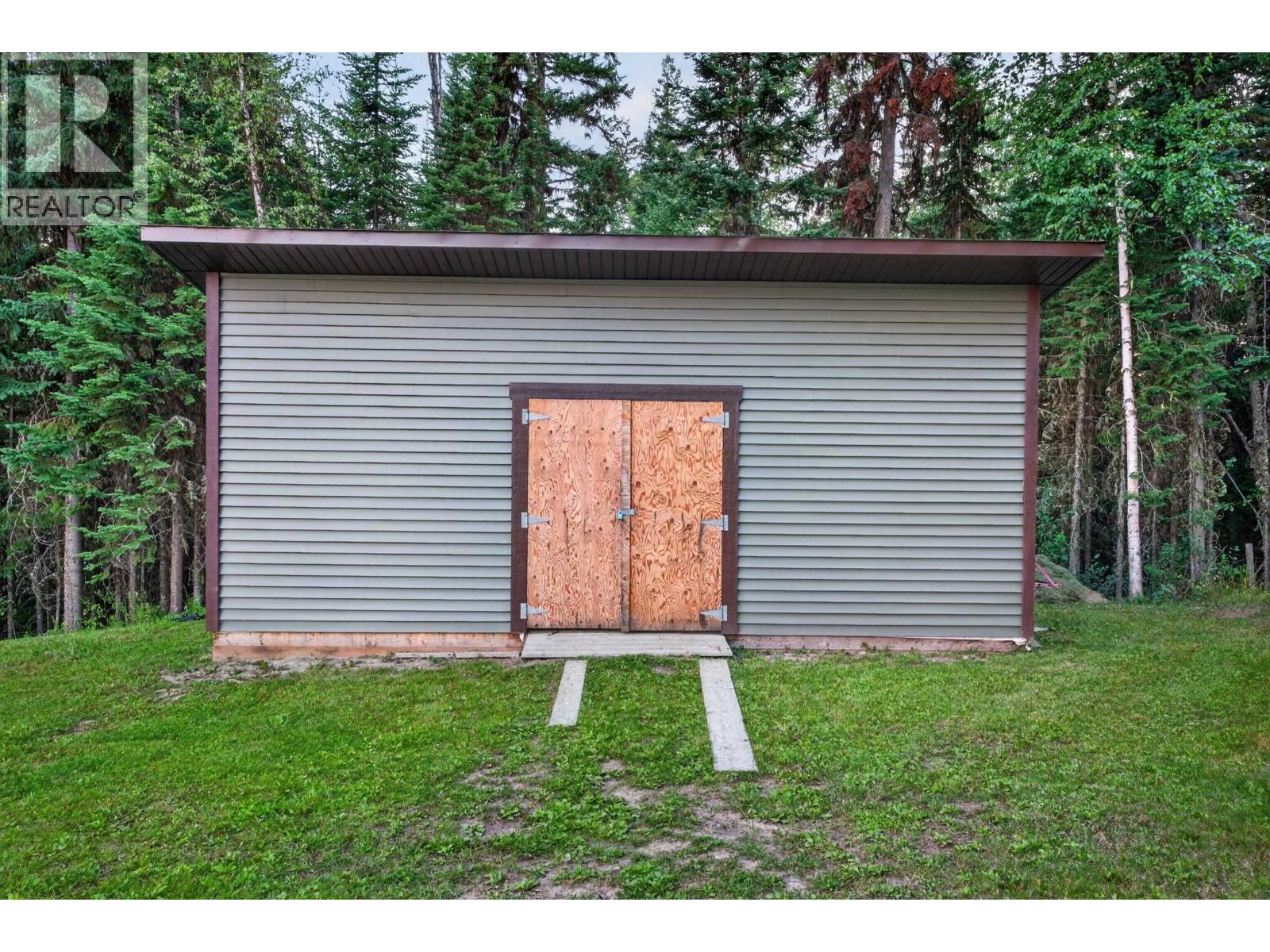 2077 Sommerville Road, Prince George, British Columbia  V2N 6T6 - Photo 8 - R3153276