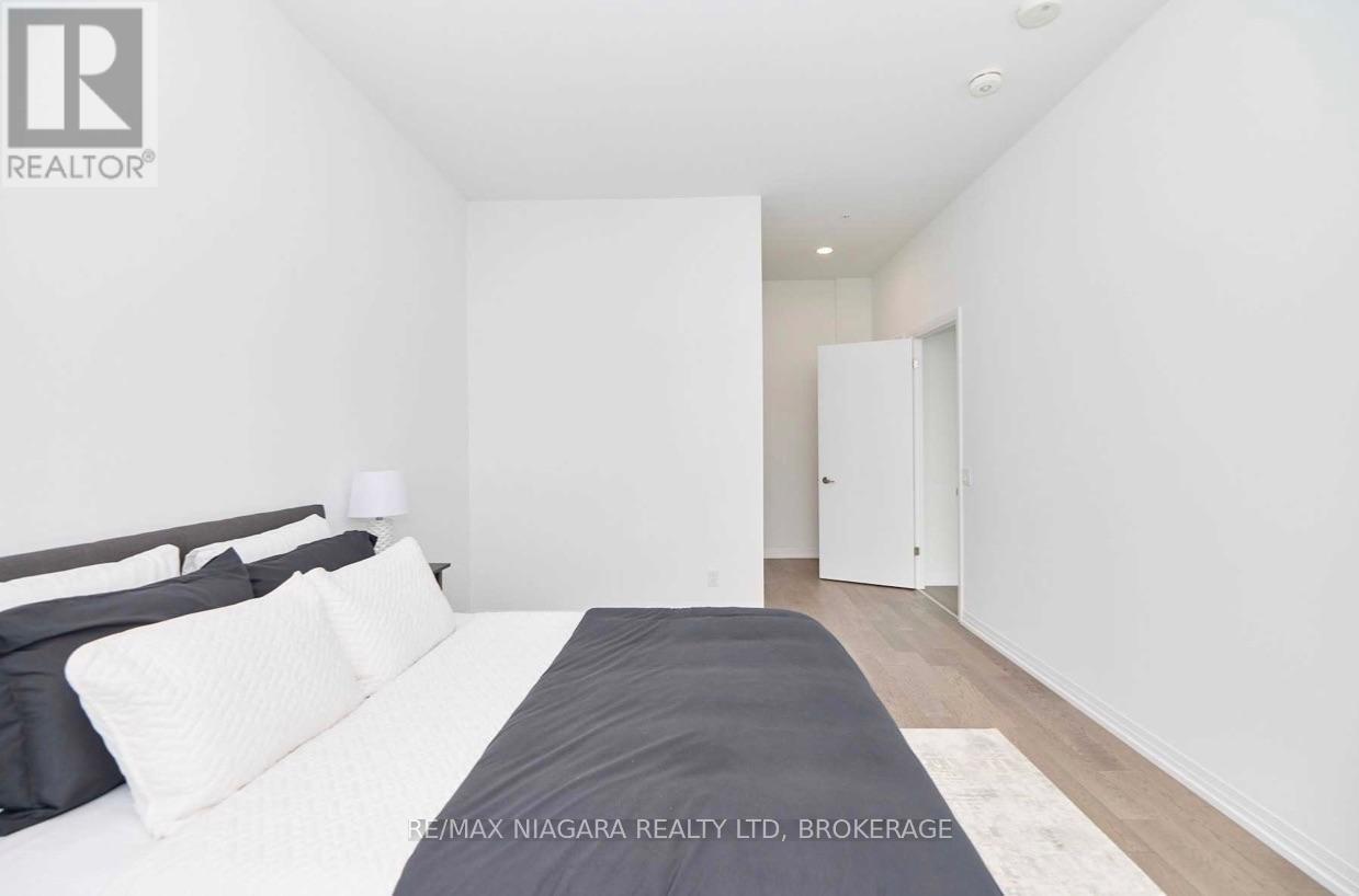 Sub_penthouse #914 - 7711 Green Vista Gate, Niagara Falls, Ontario  L2H 1R1 - Photo 8 - X13643364