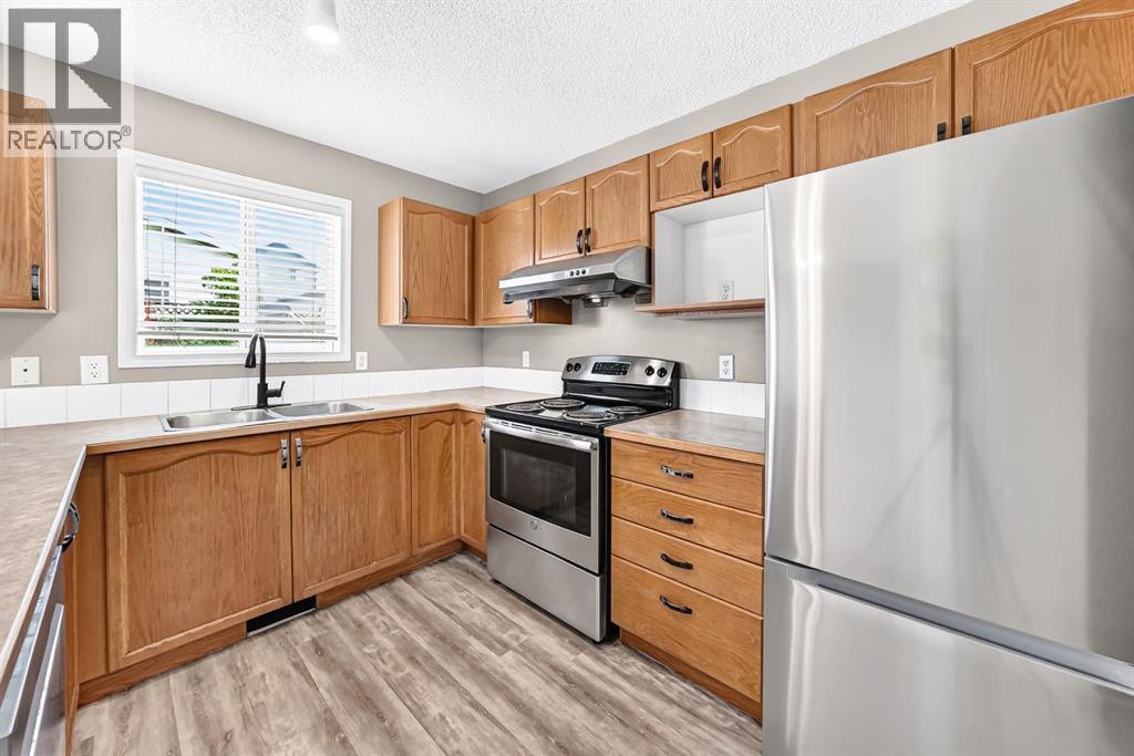 15 Coventry Link NE, Calgary, Alberta  T3K 5H6 - Photo 12 - A2334681