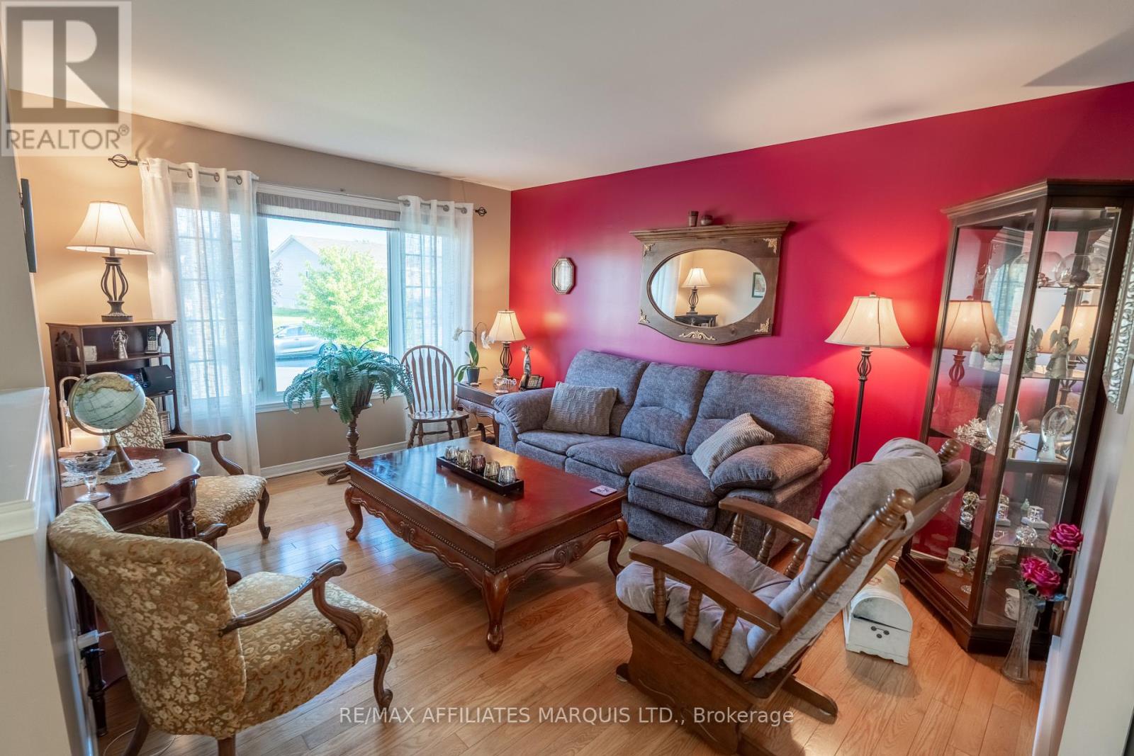 1851 Cumberland Street, Cornwall, Ontario  K6J 0A1 - Photo 4 - X13643382