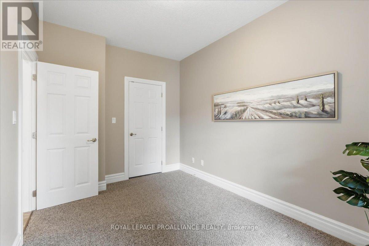 18 - 1 Rosemary Court, Prince Edward County, Ontario K0K 2T0 - Photo 5 - X13136784