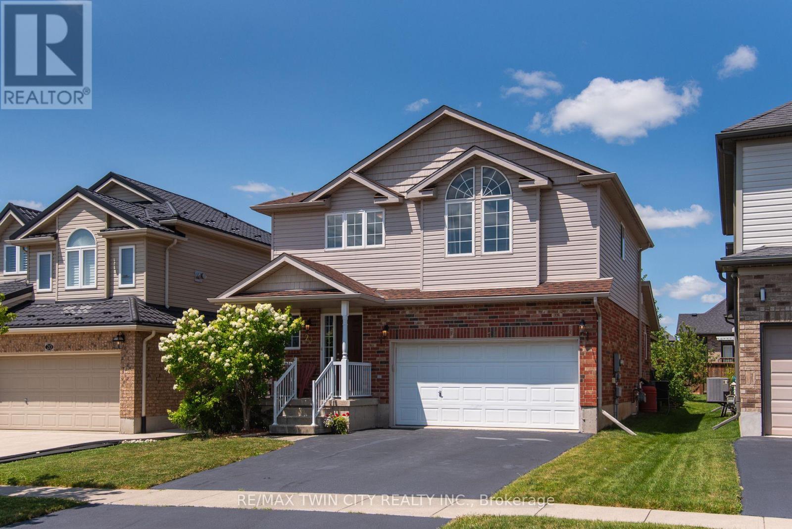 24 JOSEPH LICHTI LANE, Wilmot, Ontario