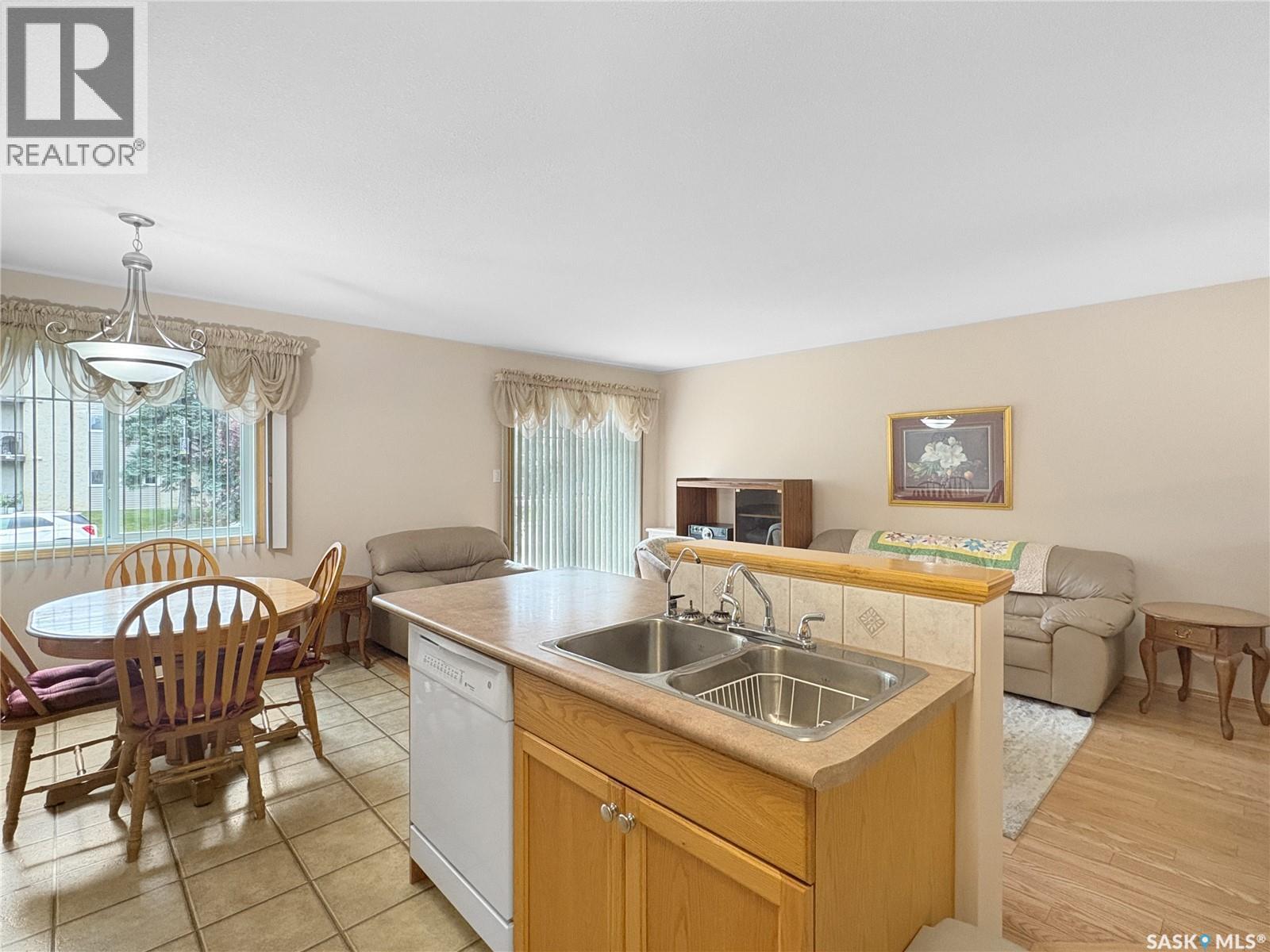 Unit 5 2321 Kildeer Drive, North Battleford, Saskatchewan  S9A 3T4 - Photo 7 - SK044647